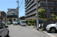 その他現地写真:前面道路もスッキリとしています。